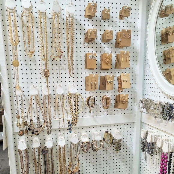 Meet your Posher, Tanya - Picture 6 of 16